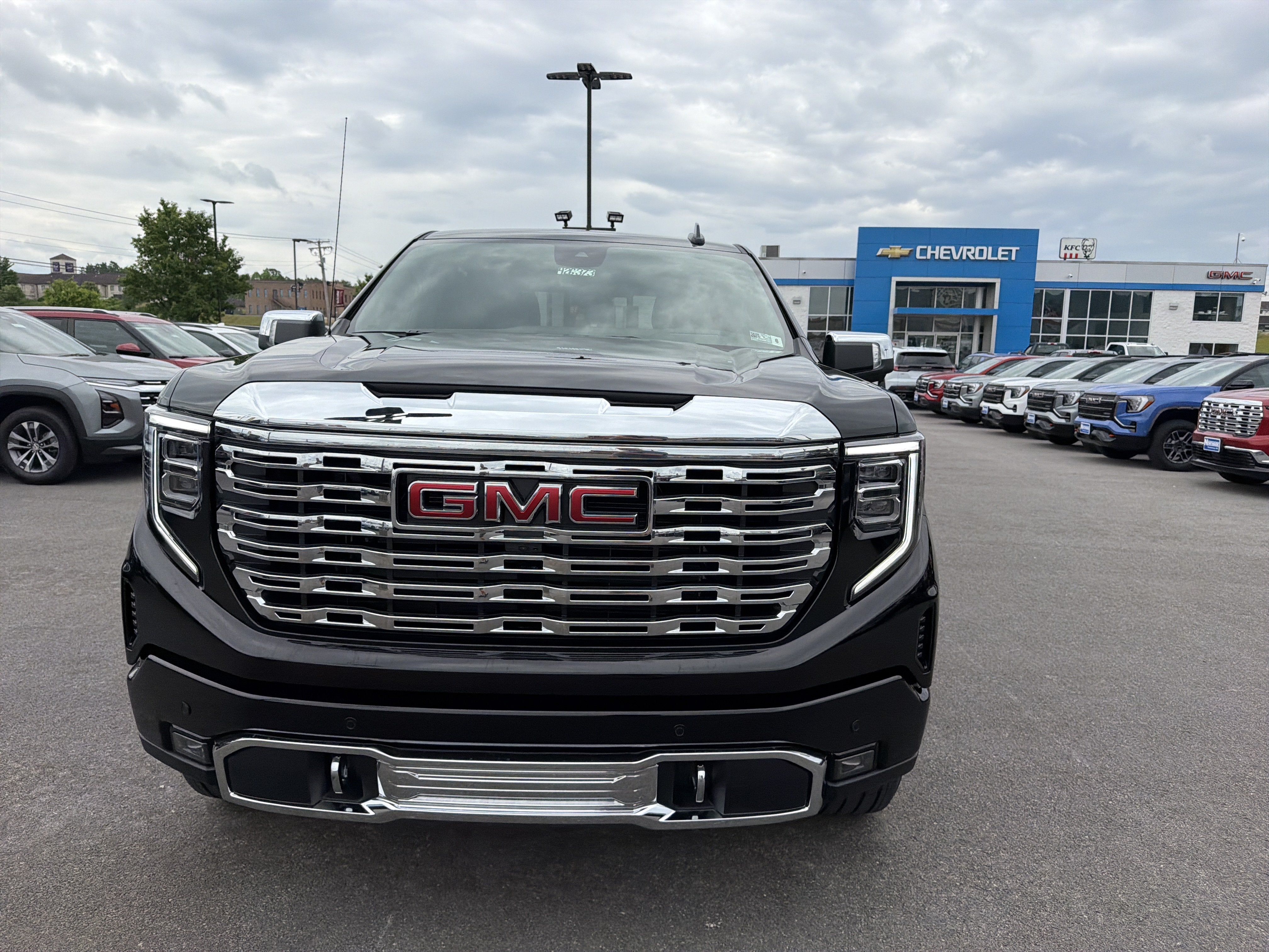 2026 GMC Sierra 1500 — side profile view
